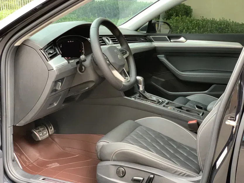 2022 Volkswagen Magotan GTE 1.4T 150HP L4 6DCT PHEV 13KWH,autocango,china used car exporter,china ev exporter,chinese used car exporter,chinese used ev exporter