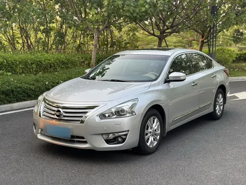 2013 Nissan Teana 2.5L 186HP L4 CVT