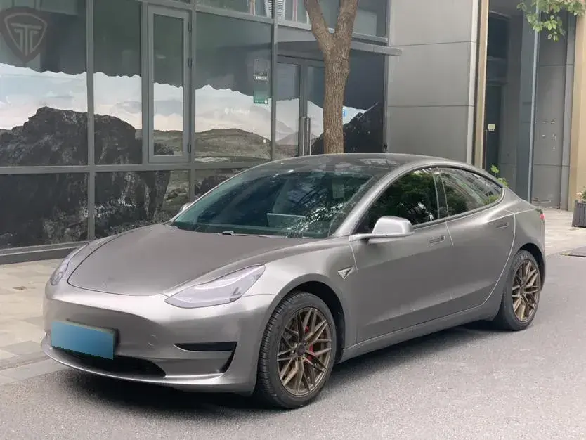 2019 Tesla Model 3 BEV 52KWH