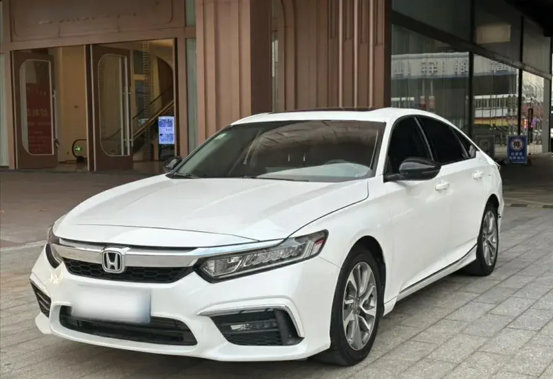 2019 Honda Inspire 1.5T 194HP L4 CVT