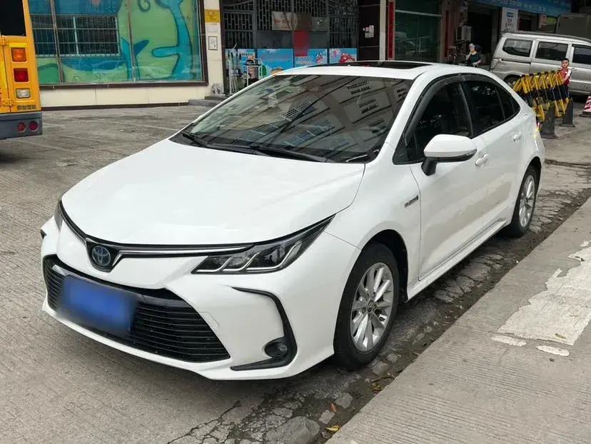 2019 Toyota Corolla 1.8L 98HP L4 E-CVT Hybrid