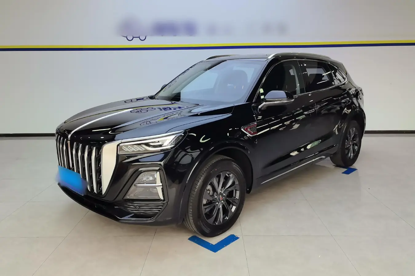 2023 HongQi HS5 2.0T 252HP L4 8AT