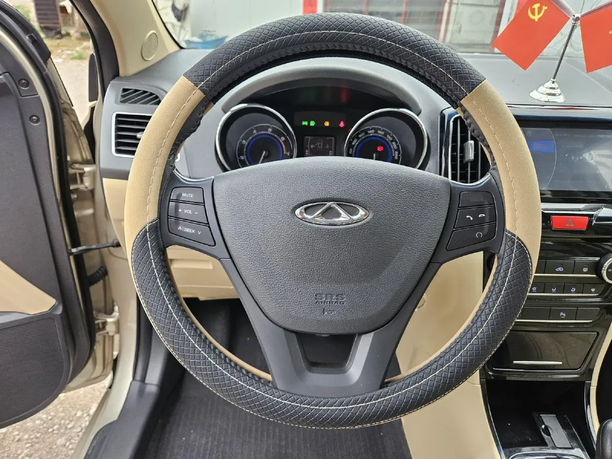 2015 Chery E3 1.5L 109HP L4 5MT,autocango,china used car exporter,china ev exporter,chinese used car exporter,chinese used ev exporter