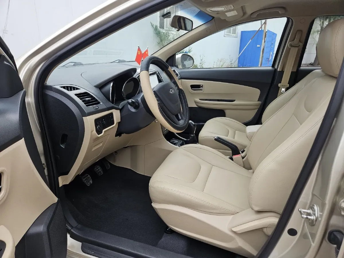 2015 Chery E3 1.5L 109HP L4 5MT,autocango,china used car exporter,china ev exporter,chinese used car exporter,chinese used ev exporter