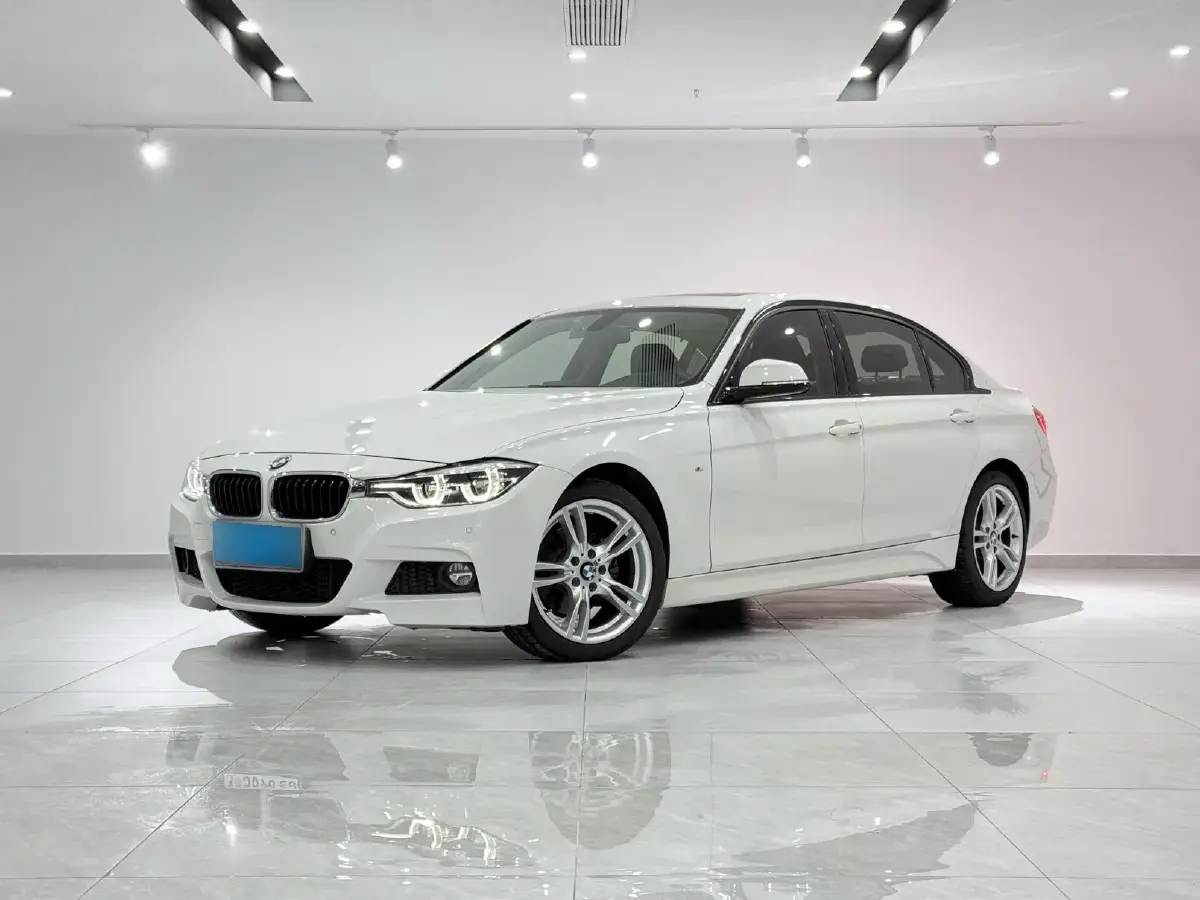 2018 BMW 3 Series 2.0T 184HP L4 8AT
