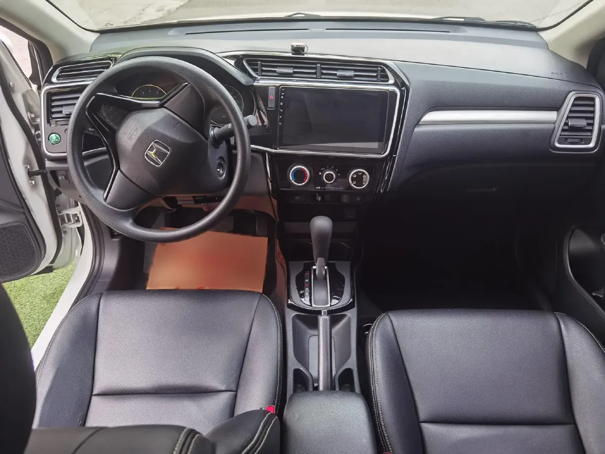 2017 Honda Gienia 1.5L 131HP L4 CVT,autocango,china used car exporter,china ev exporter,chinese used car exporter,chinese used ev exporter