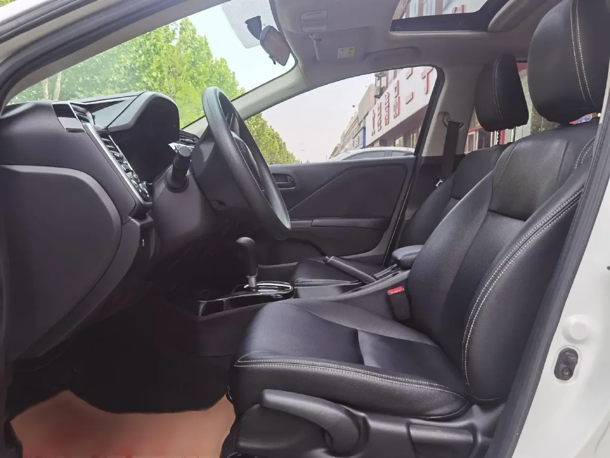 2017 Honda Gienia 1.5L 131HP L4 CVT,autocango,china used car exporter,china ev exporter,chinese used car exporter,chinese used ev exporter