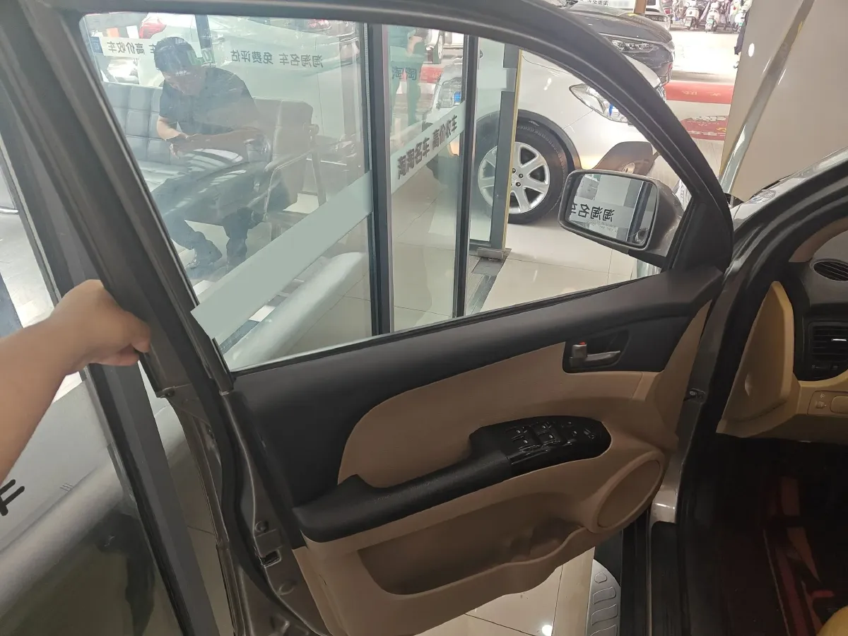 2013 Kia Sportage 2.0L 142HP L4 4AT,autocango,china used car exporter,china ev exporter,chinese used car exporter,chinese used ev exporter