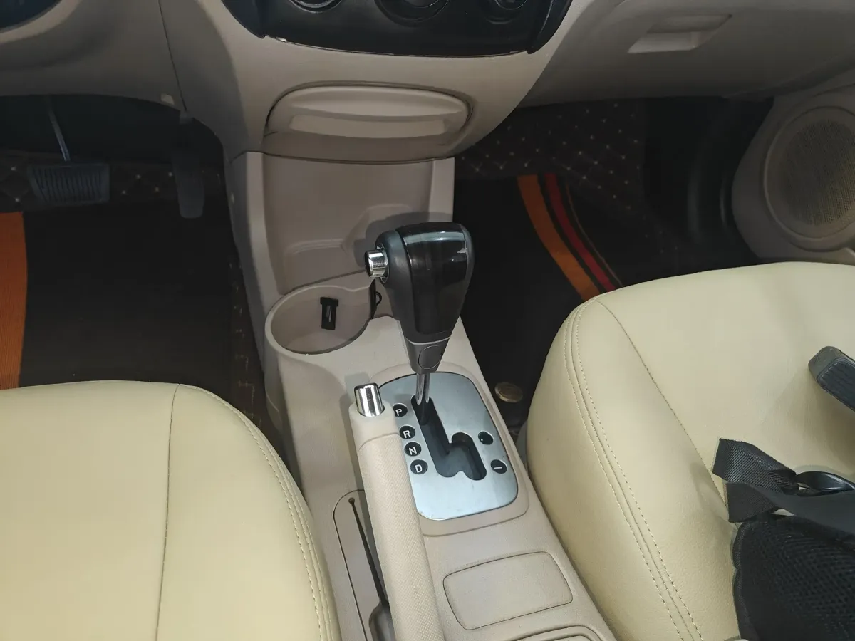 2013 Kia Sportage 2.0L 142HP L4 4AT,autocango,china used car exporter,china ev exporter,chinese used car exporter,chinese used ev exporter