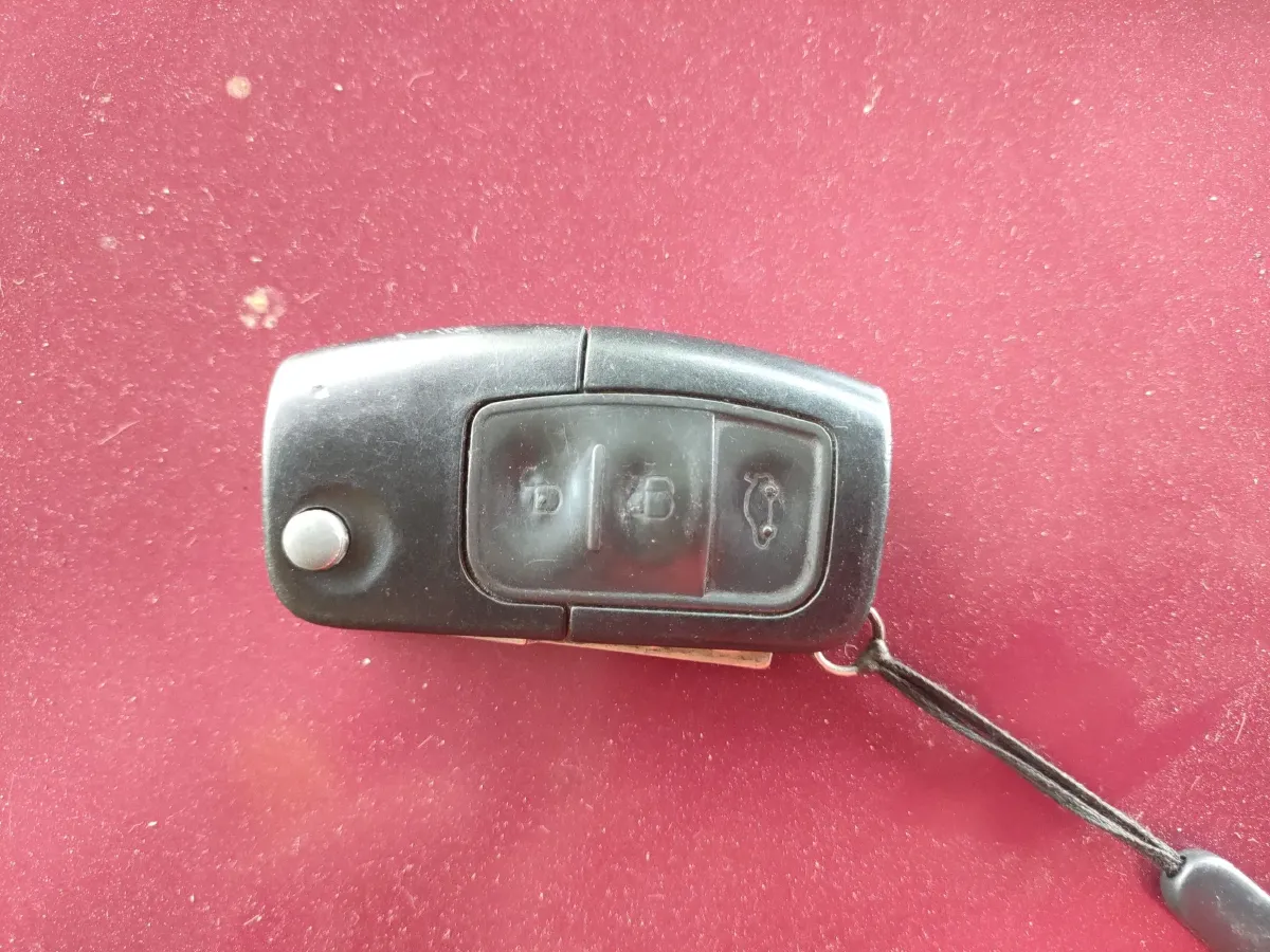 2011 Ford Fiesta 1.5L 103HP L4 4AT,autocango,china used car exporter,china ev exporter,chinese used car exporter,chinese used ev exporter