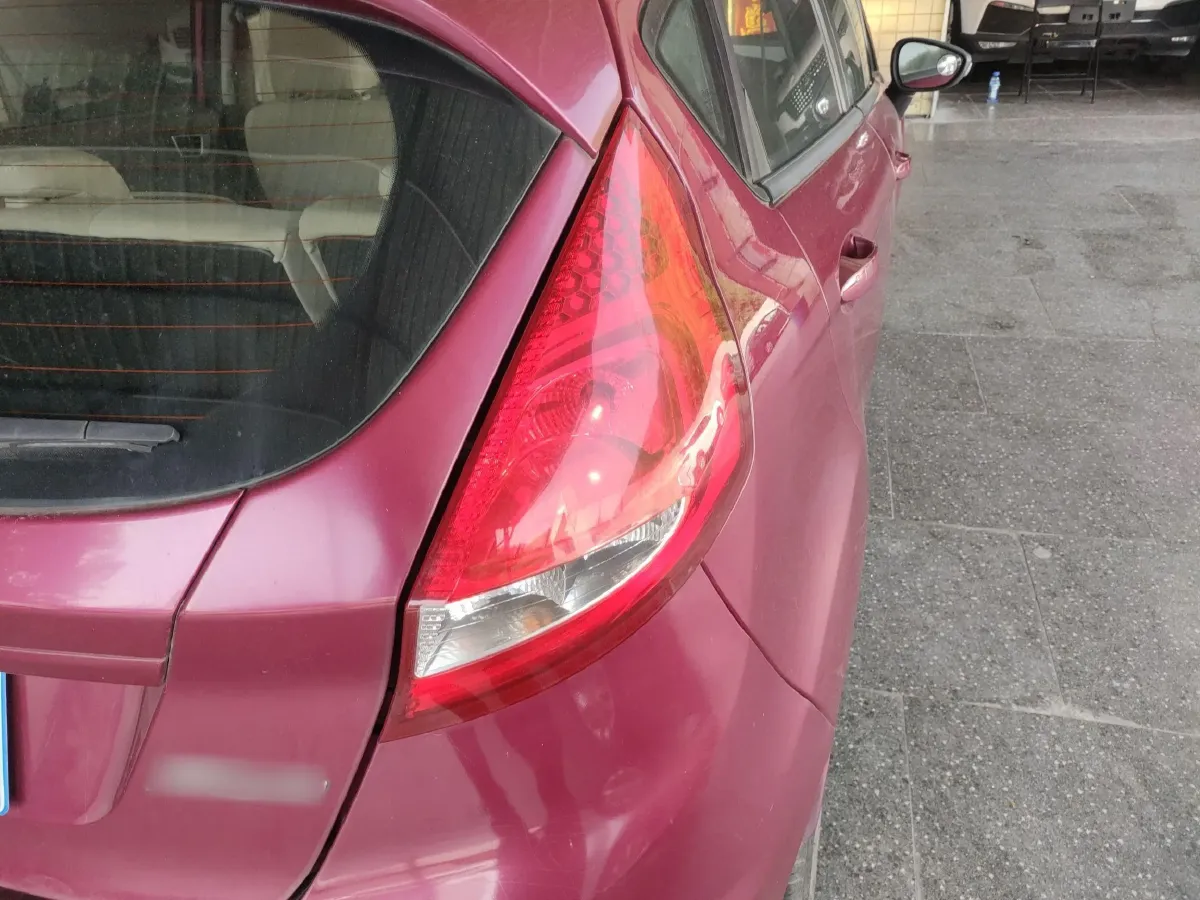 2011 Ford Fiesta 1.5L 103HP L4 4AT,autocango,china used car exporter,china ev exporter,chinese used car exporter,chinese used ev exporter