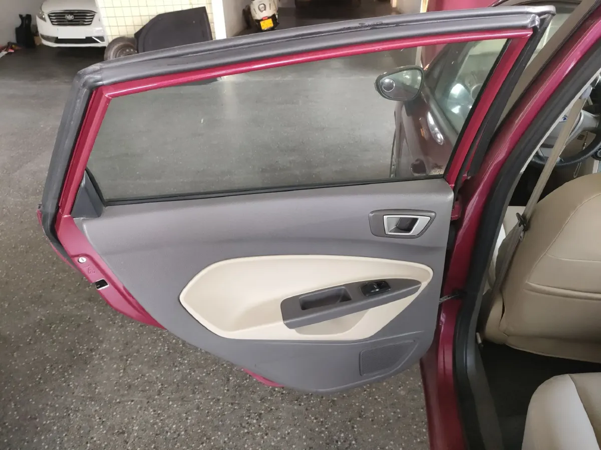 2011 Ford Fiesta 1.5L 103HP L4 4AT,autocango,china used car exporter,china ev exporter,chinese used car exporter,chinese used ev exporter