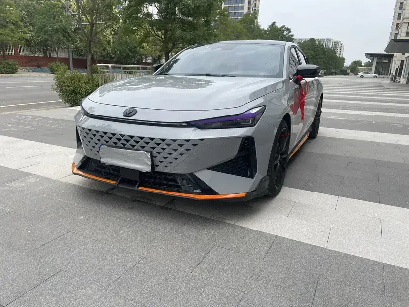 2024 ChangAn UNI-V 1.5T 188HP L4 7DCT