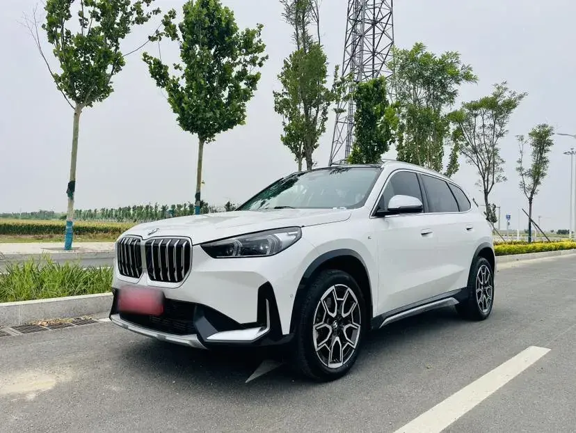 2023 BMW X1 2.0T 204HP L4 7DCT