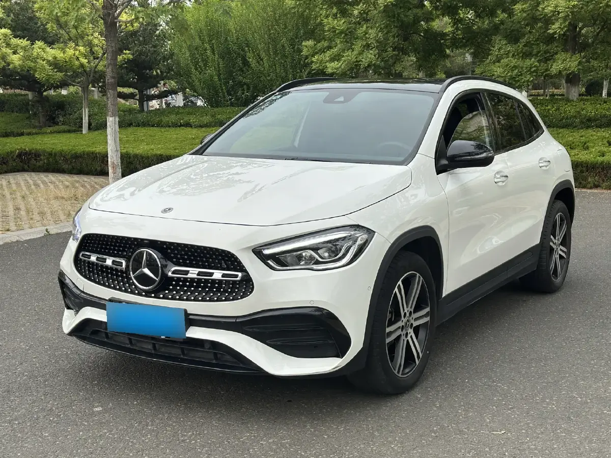 2022 Mercedes-Benz GLA Class 2.0T 190HP L4 8DCT