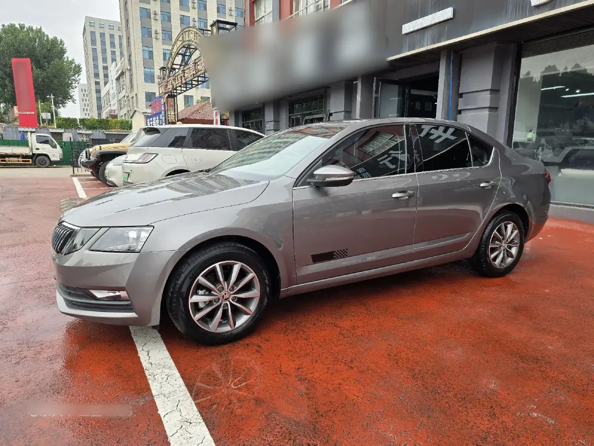 2021 Skoda Octavia 1.5L 113HP L4 6AT