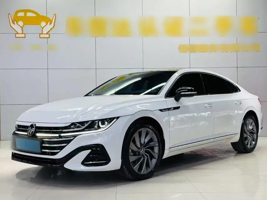 2024 Volkswagen CC 2.0T 220HP L4 7DCT