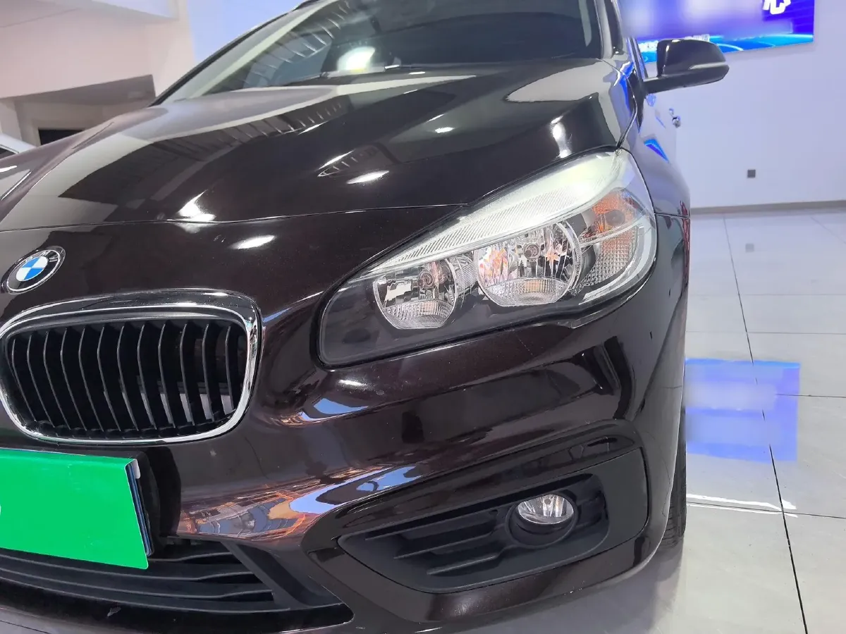2015 BMW 2 Series SUV 1.5T 136HP L3 6AT,autocango,china used car exporter,china ev exporter,chinese used car exporter,chinese used ev exporter
