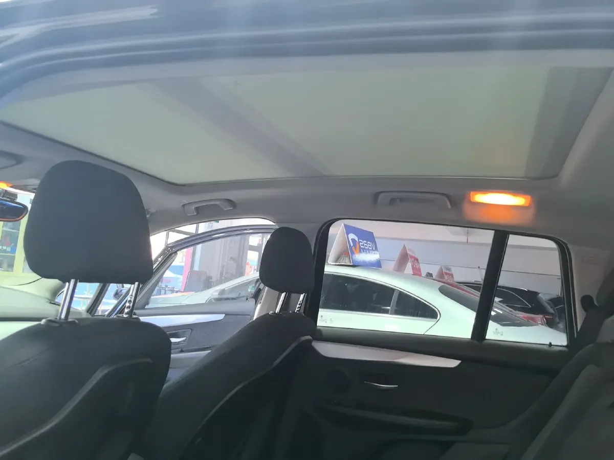 2015 BMW 2 Series SUV 1.5T 136HP L3 6AT,autocango,china used car exporter,china ev exporter,chinese used car exporter,chinese used ev exporter