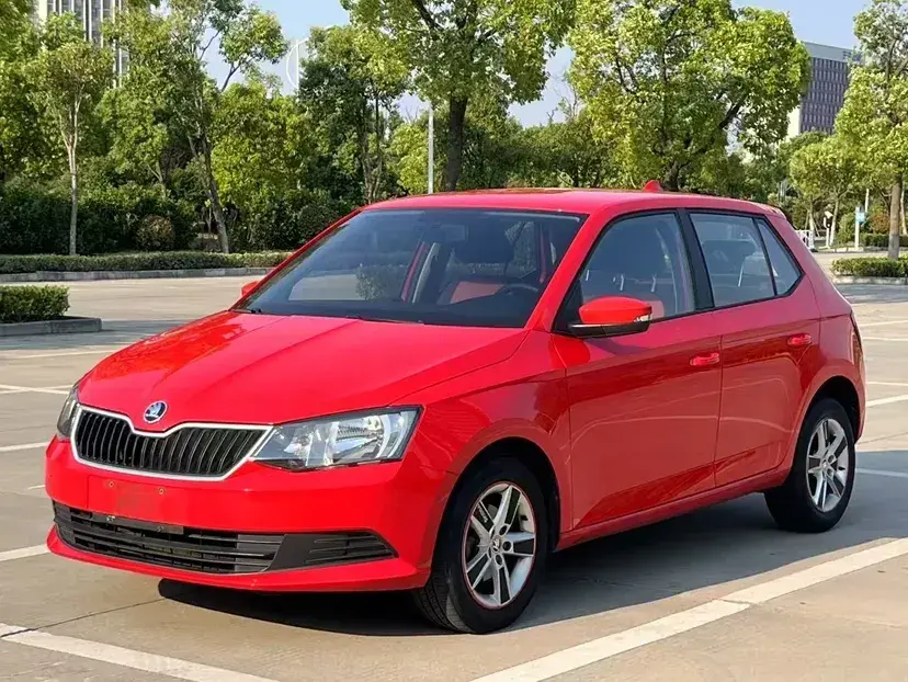 2017 Skoda Fabia 1.4L 90HP L4 6AT
