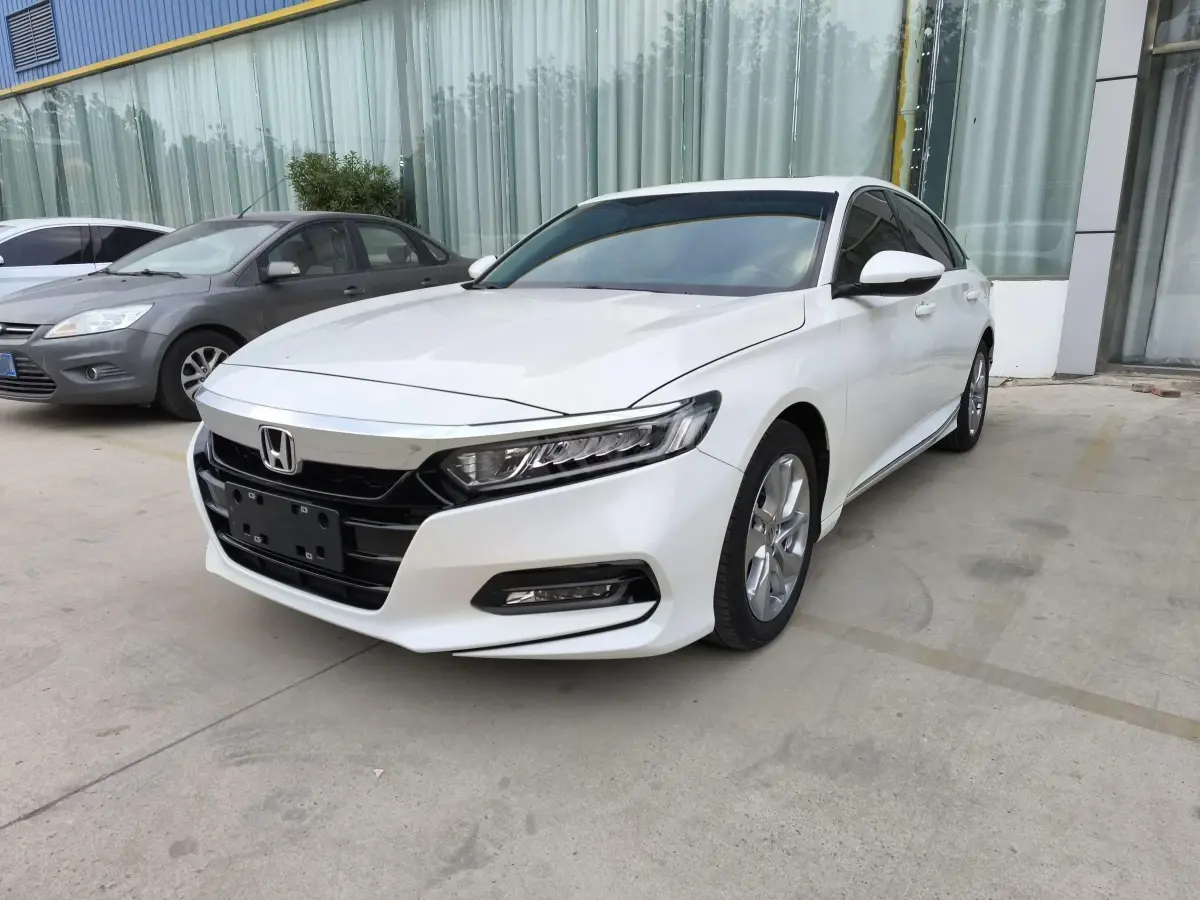 2018 Honda Accord 1.5T 194HP L4 CVT