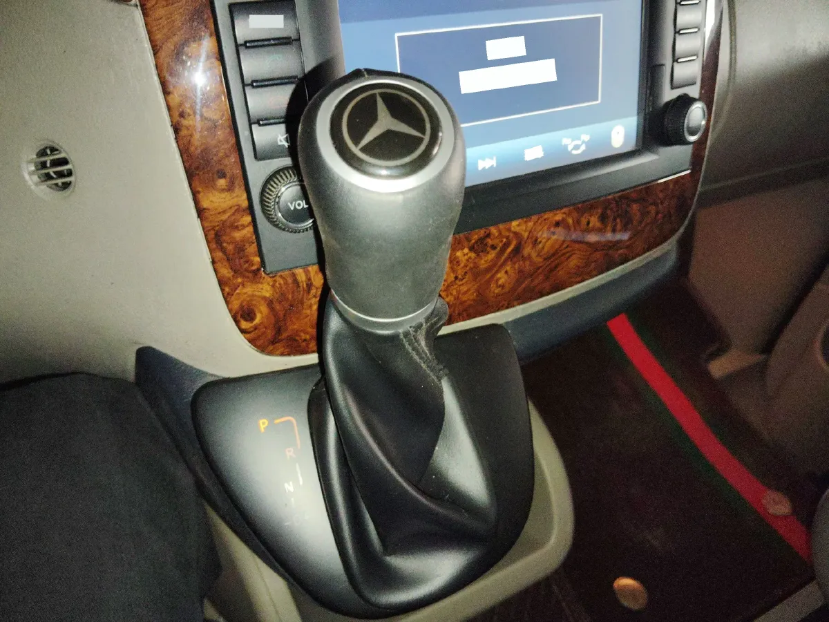 2012 Mercedes-Benz Viano 2.5L 190HP V6 5AT,autocango,china used car exporter,china ev exporter,chinese used car exporter,chinese used ev exporter
