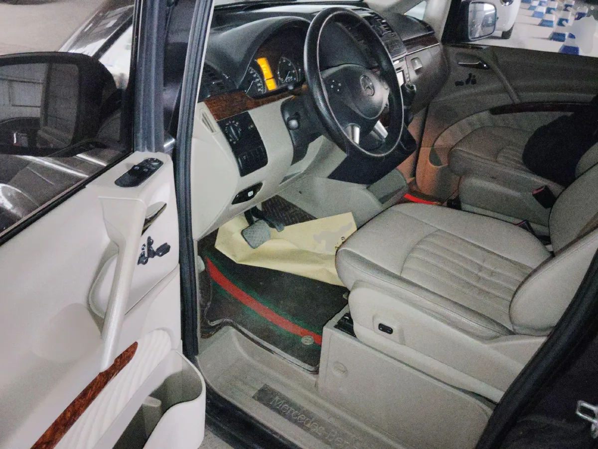 2012 Mercedes-Benz Viano 2.5L 190HP V6 5AT,autocango,china used car exporter,china ev exporter,chinese used car exporter,chinese used ev exporter