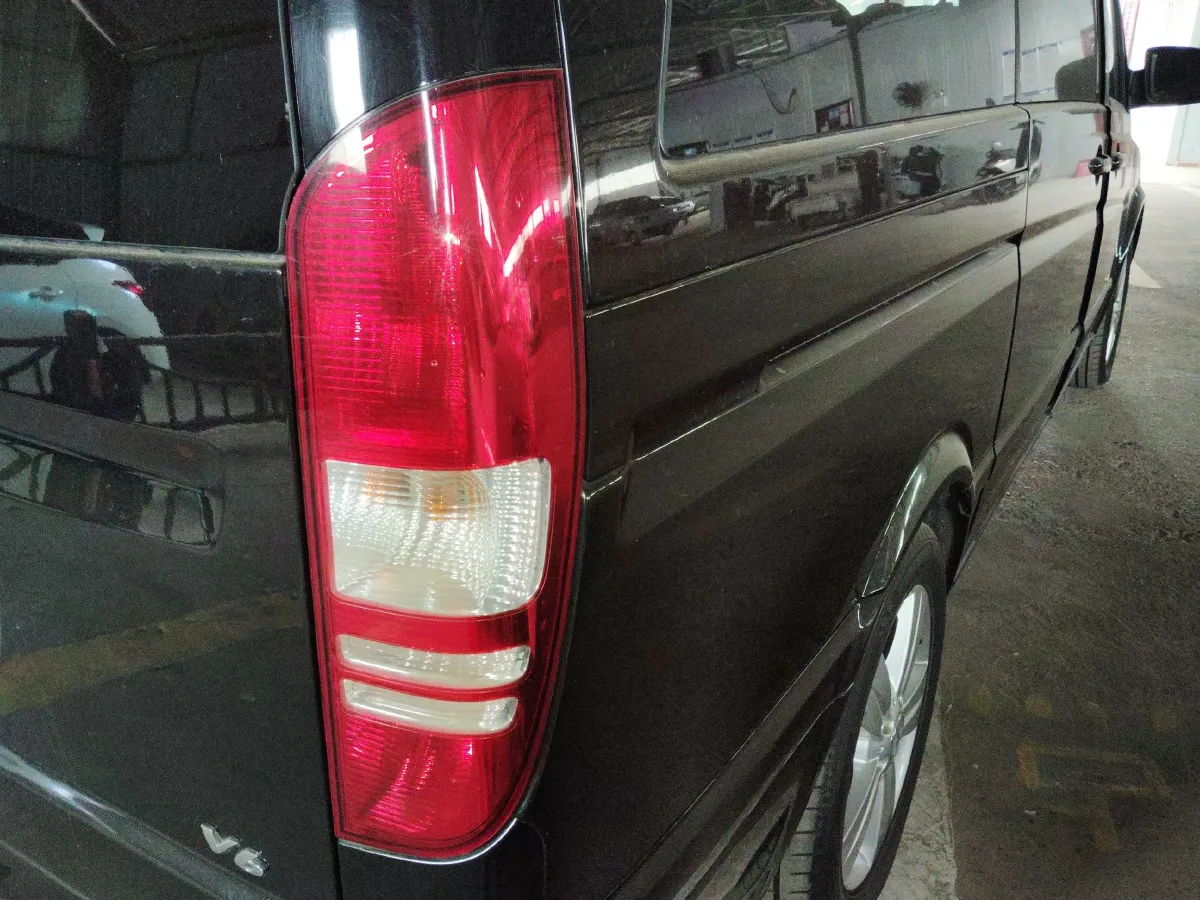 2012 Mercedes-Benz Viano 2.5L 190HP V6 5AT,autocango,china used car exporter,china ev exporter,chinese used car exporter,chinese used ev exporter