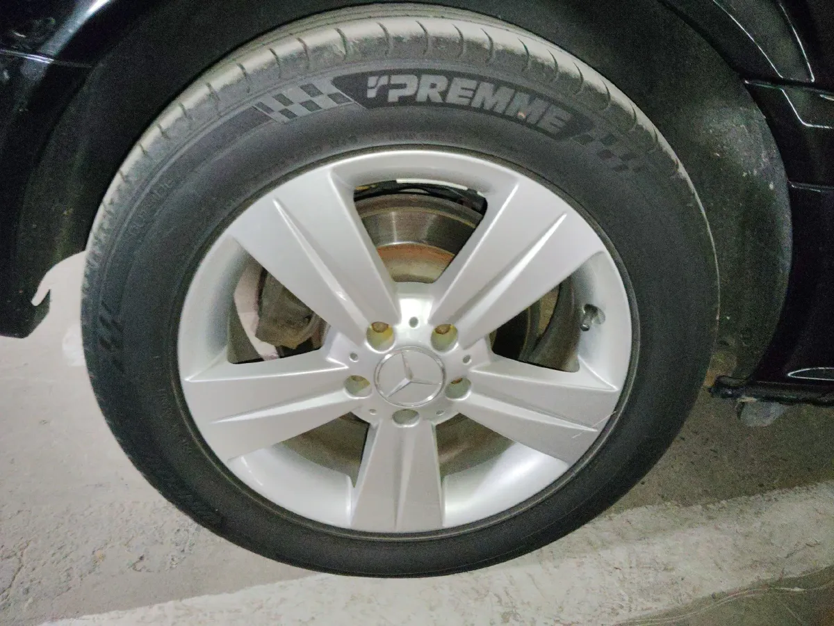 2012 Mercedes-Benz Viano 2.5L 190HP V6 5AT,autocango,china used car exporter,china ev exporter,chinese used car exporter,chinese used ev exporter