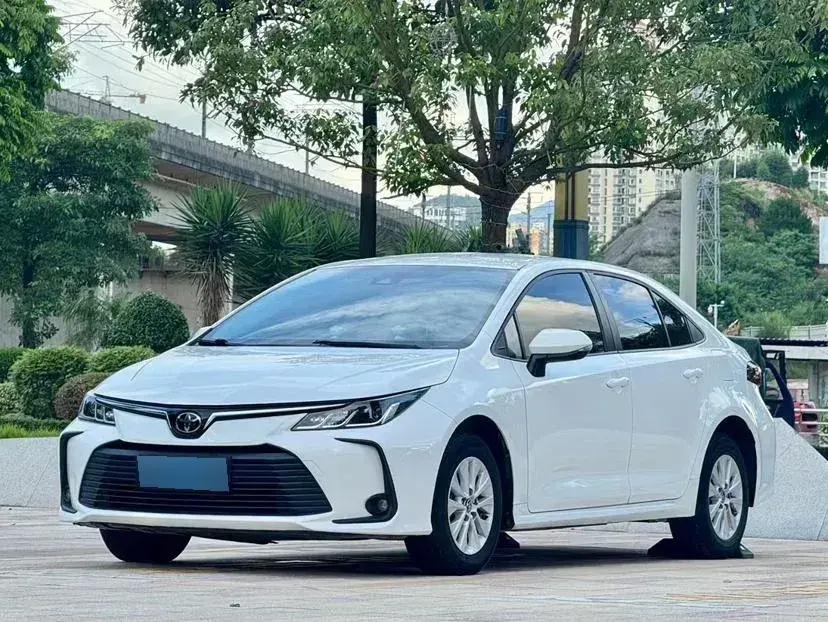 2019 Toyota Corolla 1.2T 116HP L4 CVT