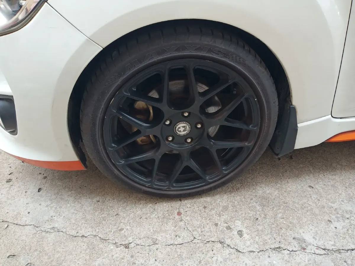 2012 Hyundai Veloster 1.6T 204HP L4 6AT,autocango,china used car exporter,china ev exporter,chinese used car exporter,chinese used ev exporter