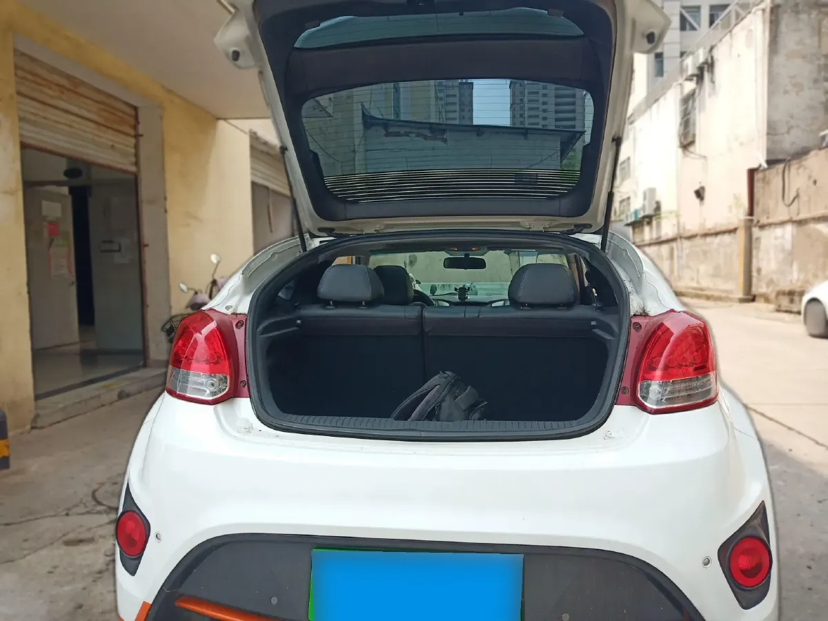 2012 Hyundai Veloster 1.6T 204HP L4 6AT,autocango,china used car exporter,china ev exporter,chinese used car exporter,chinese used ev exporter