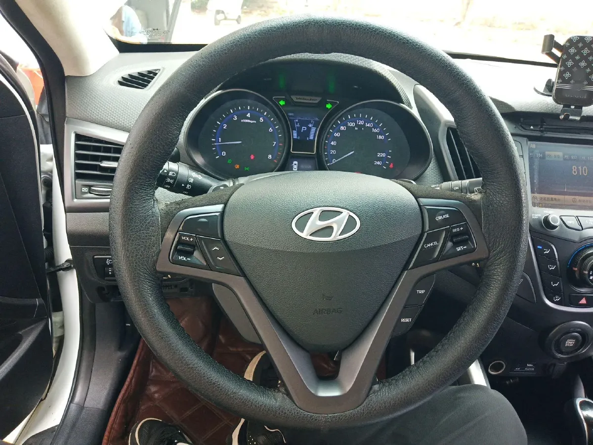 2012 Hyundai Veloster 1.6T 204HP L4 6AT,autocango,china used car exporter,china ev exporter,chinese used car exporter,chinese used ev exporter