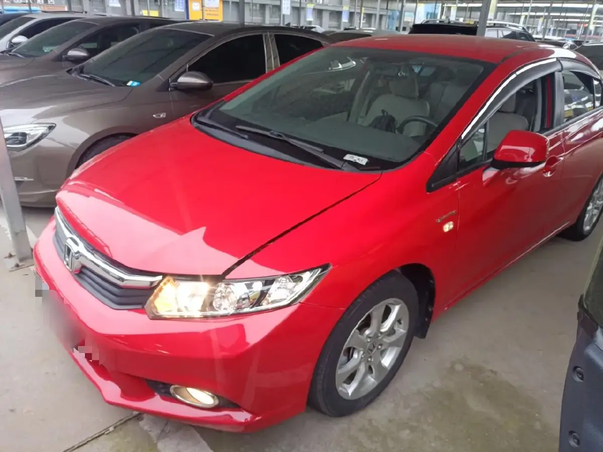 2013 Honda Civic 1.8L 141HP L4 5MT
