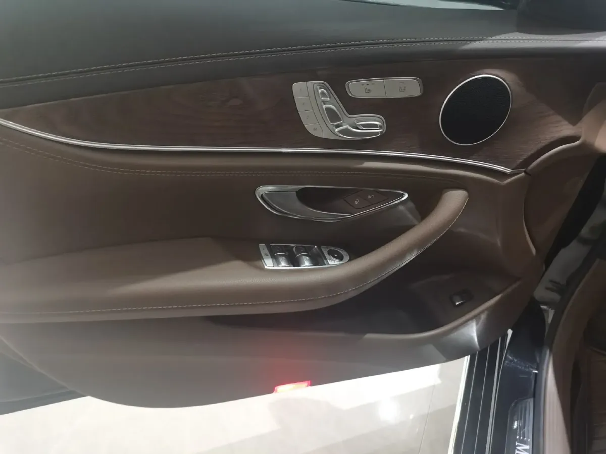 2023 Mercedes-Benz E Class 2.0T 258HP L4 9AT,autocango,china used car exporter,china ev exporter,chinese used car exporter,chinese used ev exporter