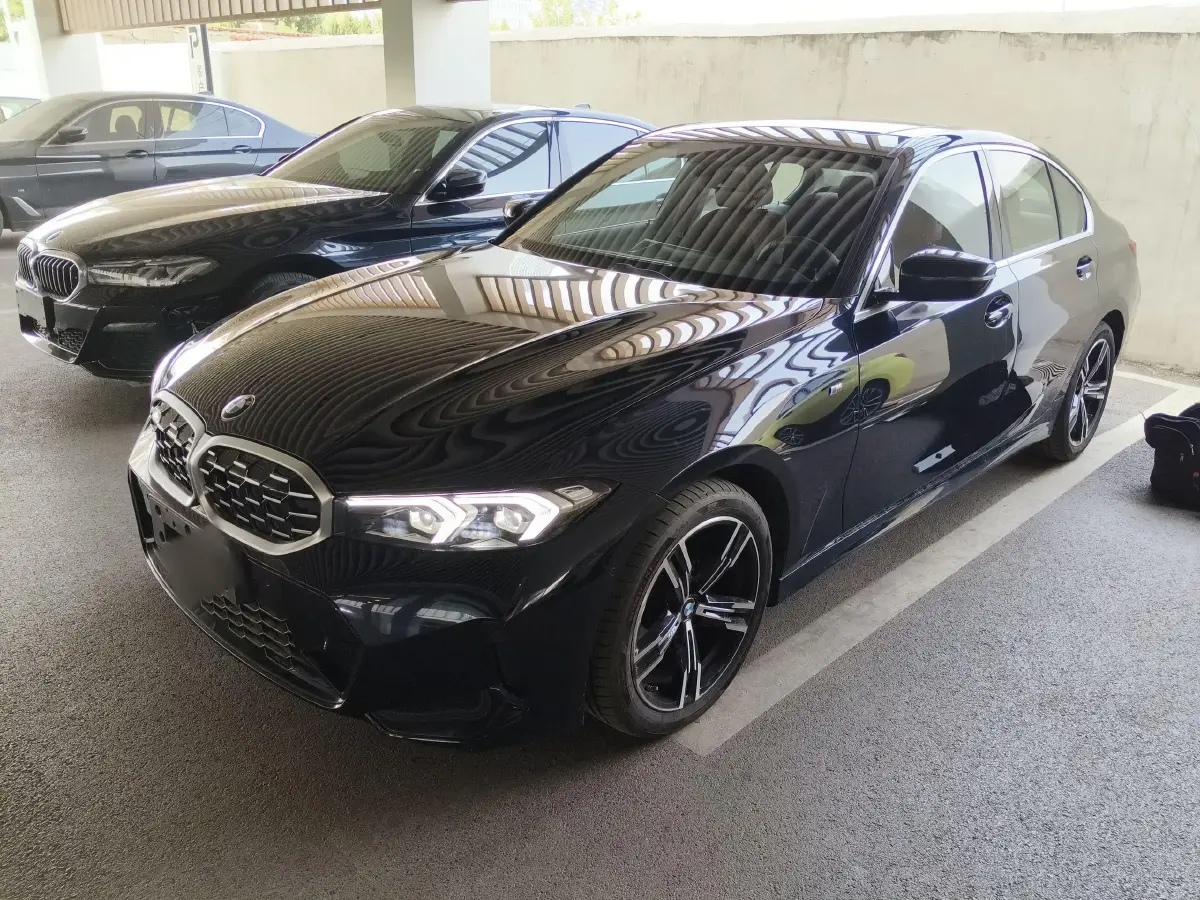 2024 BMW 3 Series 2.0T 184HP L4 8AT