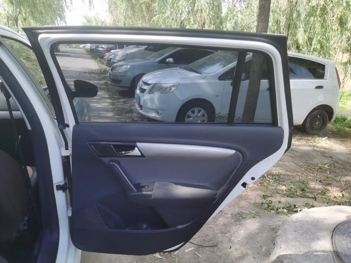 2013 Volkswagen Gran Lavida 1.6L 110HP L4 5MT,autocango,china used car exporter,china ev exporter,chinese used car exporter,chinese used ev exporter