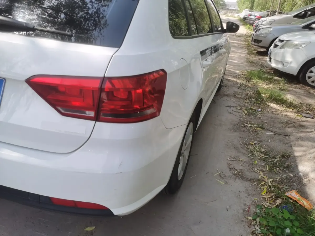 2013 Volkswagen Gran Lavida 1.6L 110HP L4 5MT,autocango,china used car exporter,china ev exporter,chinese used car exporter,chinese used ev exporter