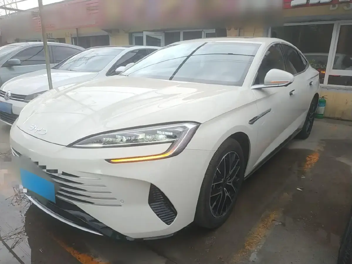 2025 BYD Seal07 DM-i 1.5L 101HP L4 E-CVT PHEV 17.6KWH