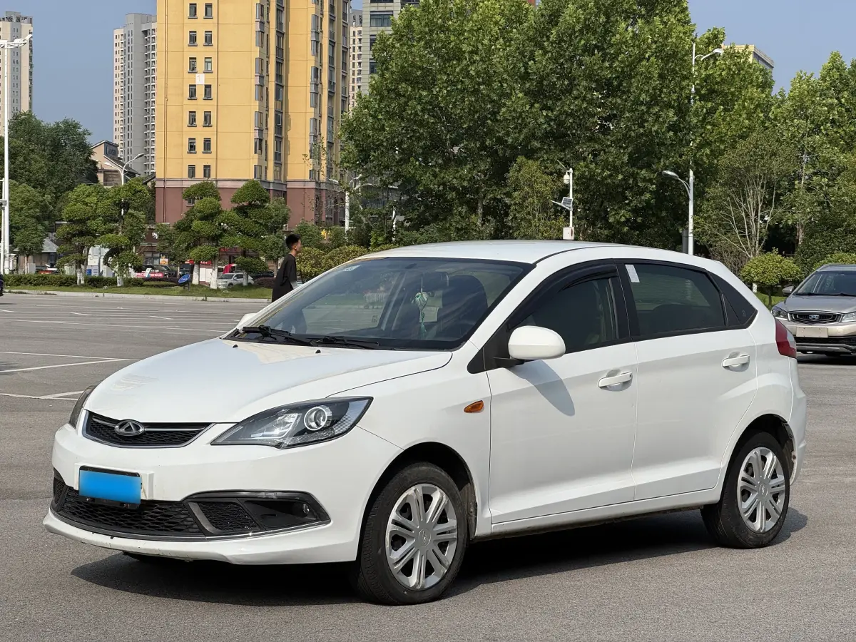 2015 Chery Fulwin 2 1.5L 109HP L4 5MT