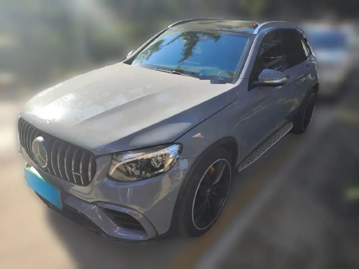 2018 Mercedes-Benz GLC AMG 4.0T 476HP V8 9AT