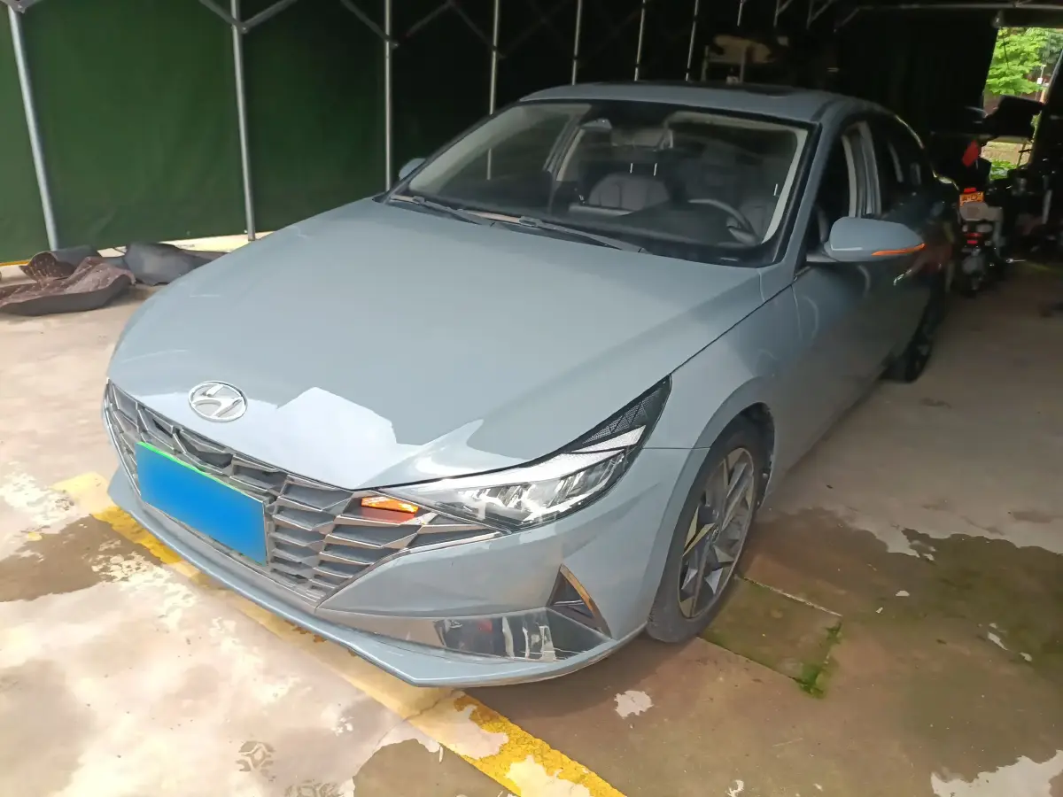 2021 Hyundai Elantra 1.5L 115HP L4 CVT