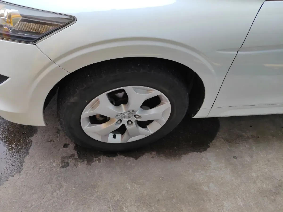 2012 Honda Crosstour 2.4L 197HP L4 5AT,autocango,china used car exporter,china ev exporter,chinese used car exporter,chinese used ev exporter