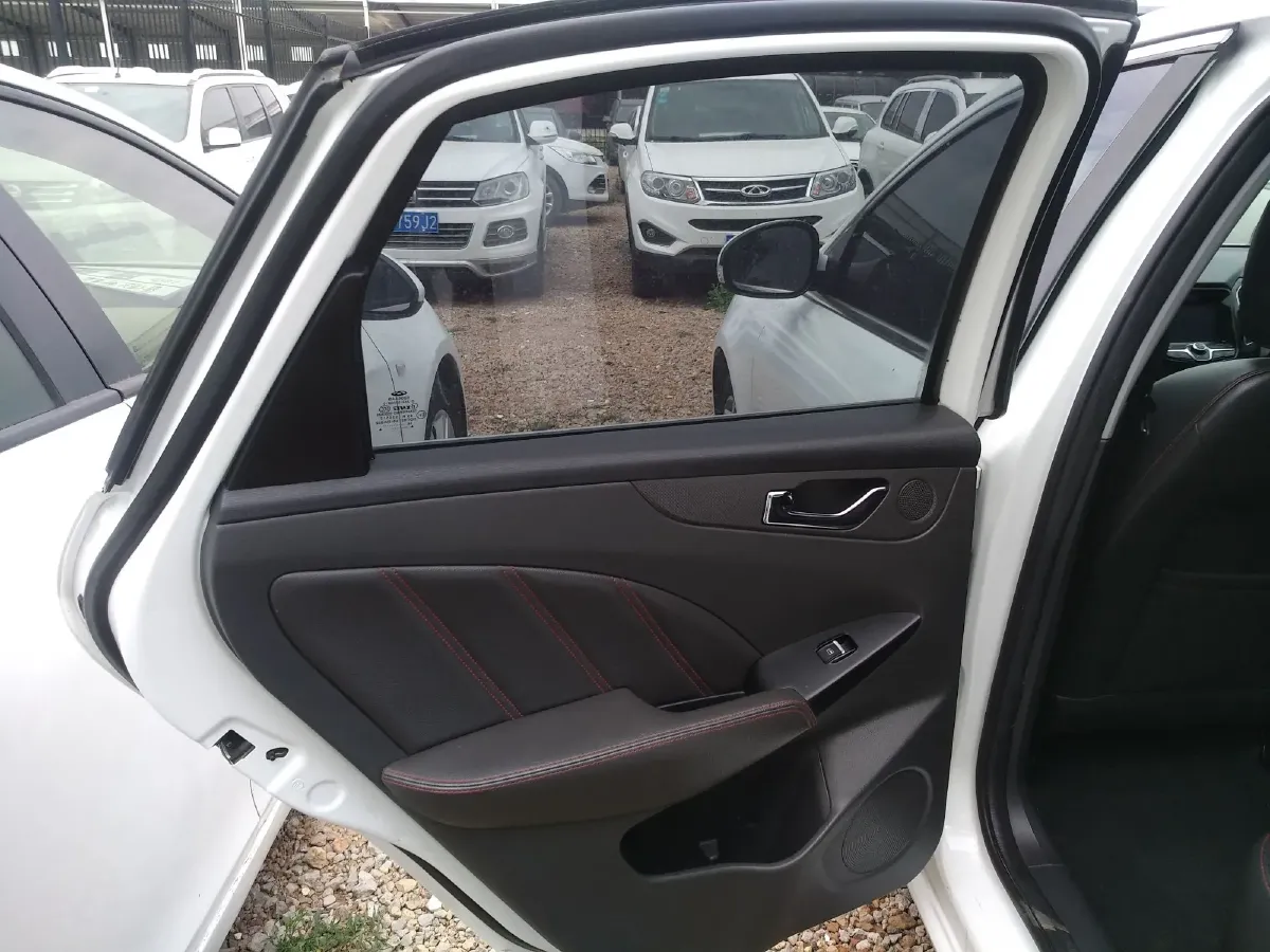 2016 Chery Arrizo 7 1.5T 152HP L4 5MT,autocango,china used car exporter,china ev exporter,chinese used car exporter,chinese used ev exporter