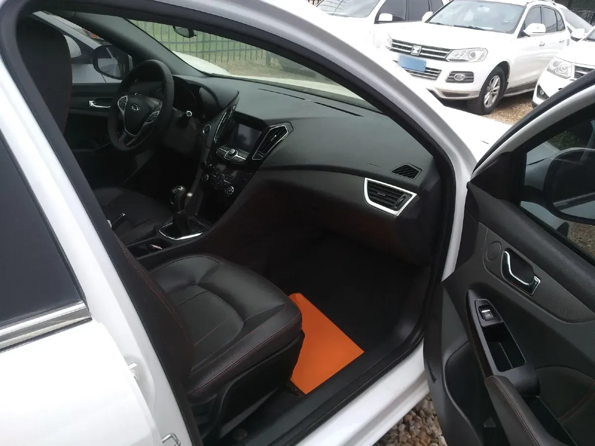 2016 Chery Arrizo 7 1.5T 152HP L4 5MT,autocango,china used car exporter,china ev exporter,chinese used car exporter,chinese used ev exporter