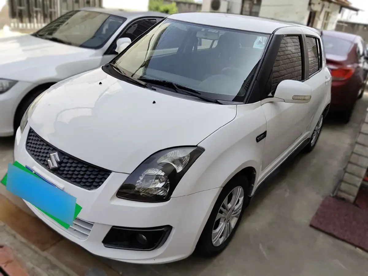 2013 Suzuki Swift 1.5L 103HP L4 4AT