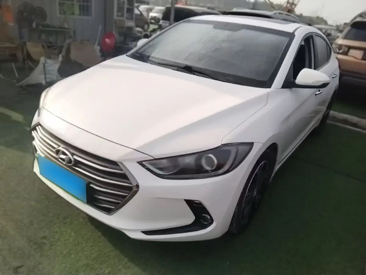 2018 Hyundai Elantra 1.4T 130HP L4 7DCT