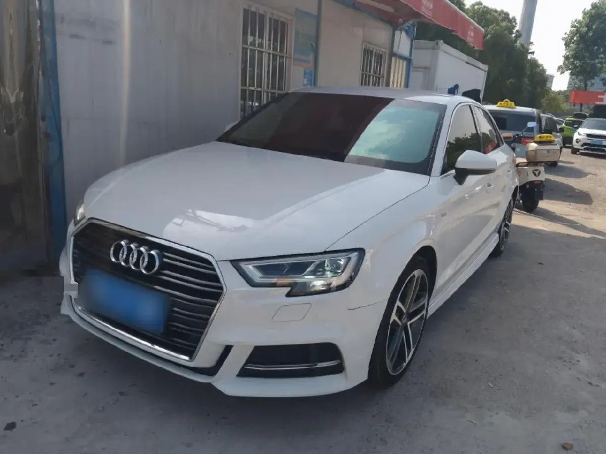 2017 Audi A3 1.4T 150HP L4 7DCT
