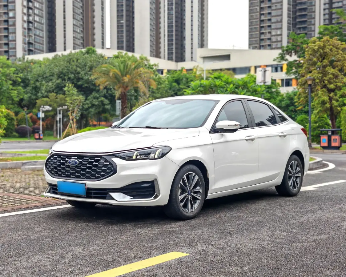 2021 Ford Escort 1.5L 122HP L3 6AT