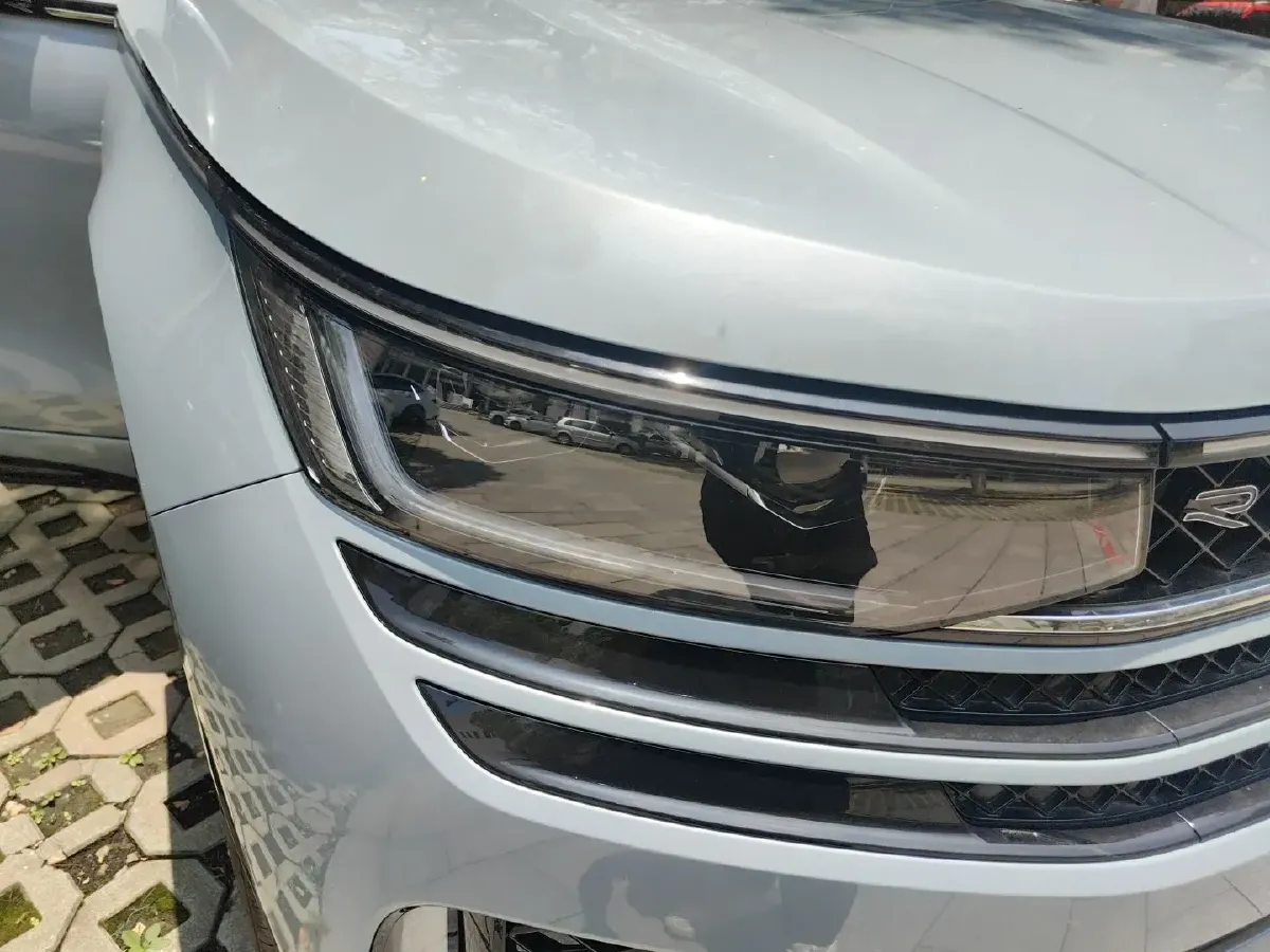 2023 Volkswagen Tavendor 2.0T 220HP L4 7DCT,autocango,china used car exporter,china ev exporter,chinese used car exporter,chinese used ev exporter